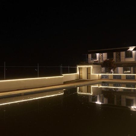Santorini Vasai Resort Exterior photo