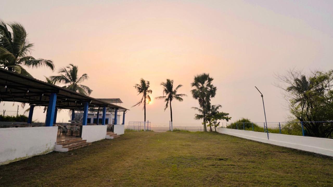 Santorini Vasai Resort Exterior photo